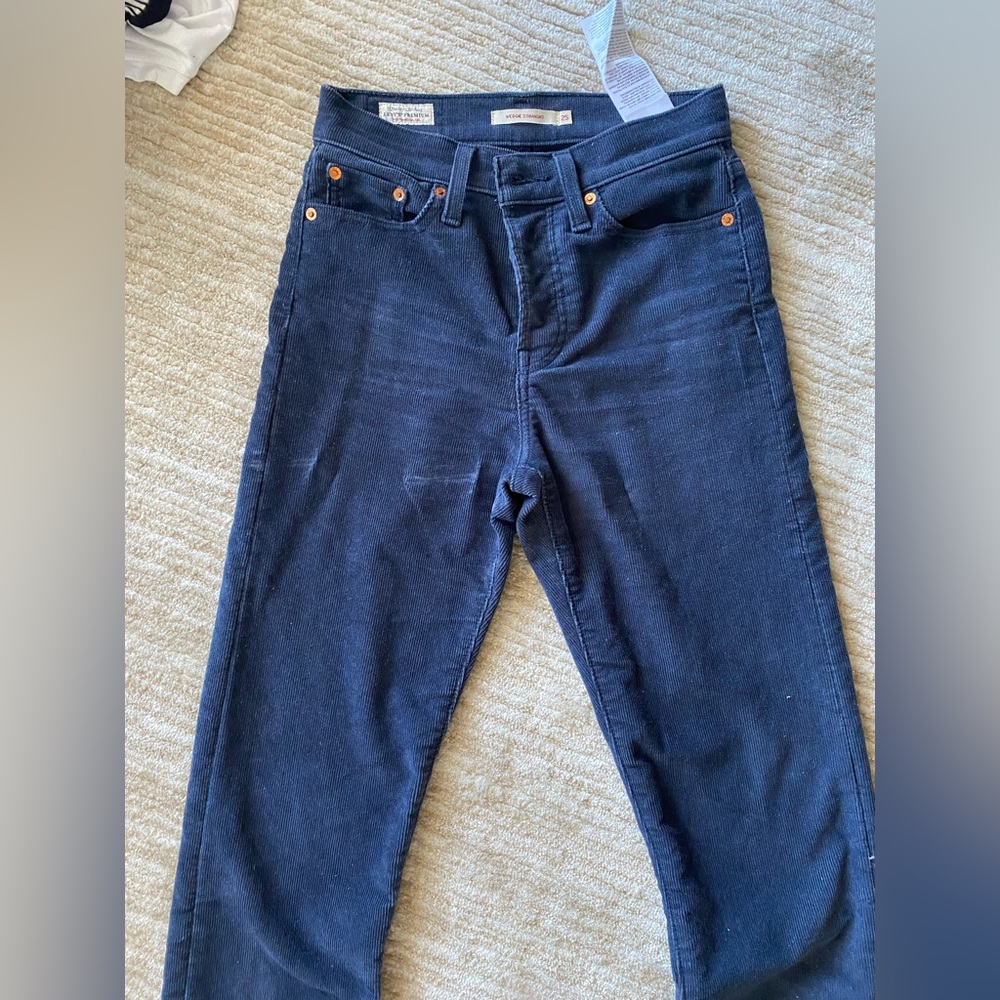 levi’s corduroy pants